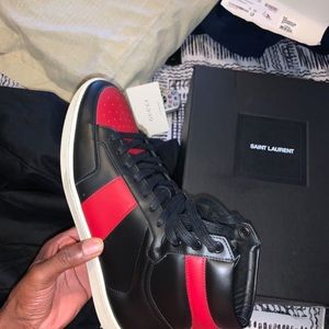 Saint Laurent size 9 good condition worn twice